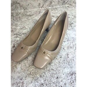 Vtg Easy Spirit Carins Nude Patent Leather Square Toe Slip On Block Heels 9.5M